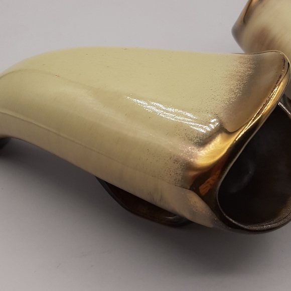 Pair of Vintage Handmade Unique Ceramic Horns on Stand Glazed Gold Trim - Picture 7 of 8